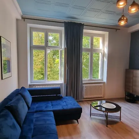 Luxury Three-bedroom דירה *