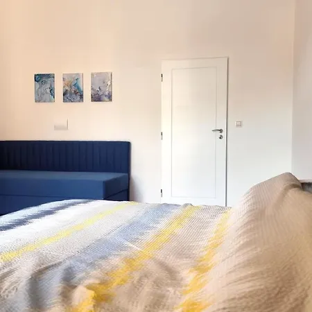 Luxury Three-bedroom