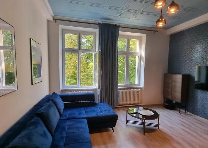 Luxury Three-bedroom アパート *