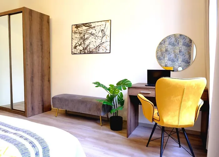 アパート Luxury Three-bedroom