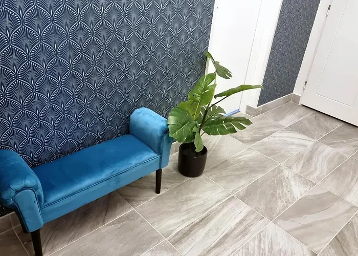 Luxury Three-bedroom テプリツェ