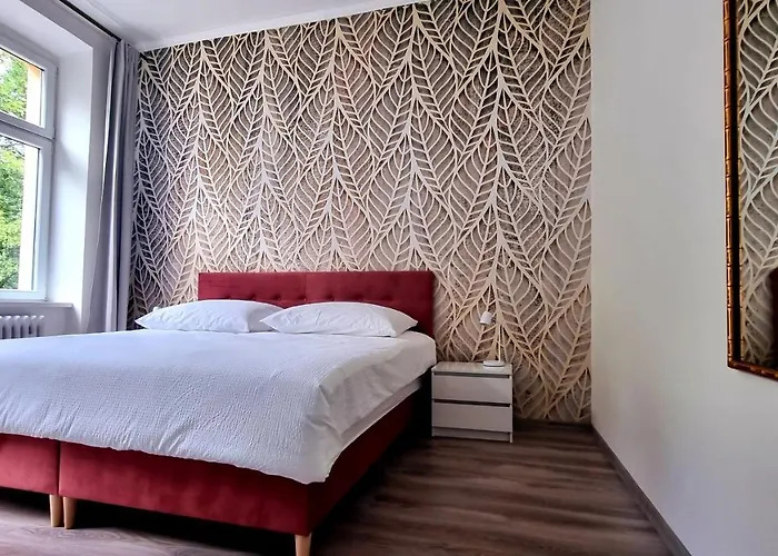 Luxury Three-bedroom テプリツェ