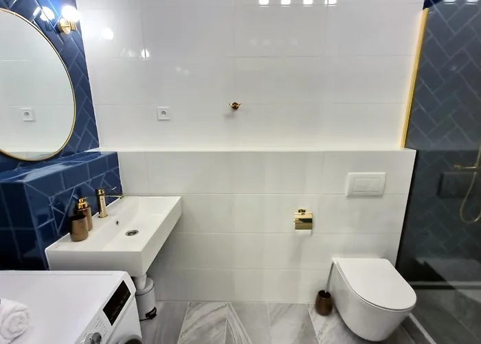 Luxury Three-bedroom アパート *