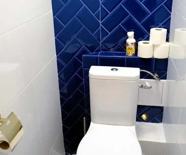 Luxury Three-bedroom *