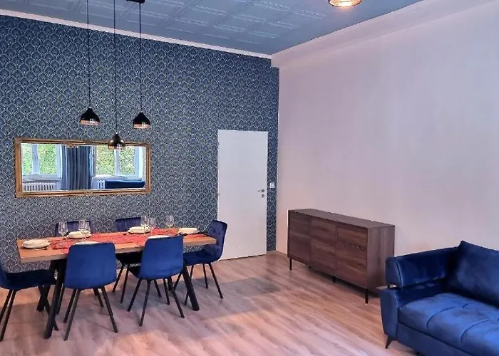 Luxury Three-bedroom テプリツェ